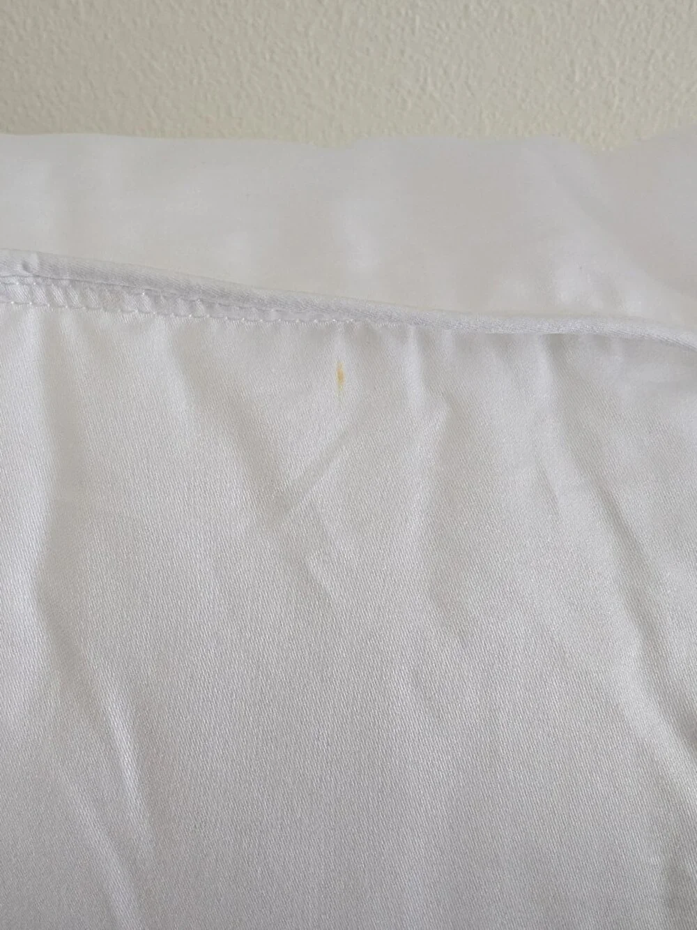 Quince Premium Down Alternative Pillow Standard Medium Firm